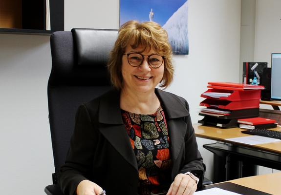 Christine Klement ist seit dem 1. Januar 2022 die neue Abteilungsleiterin des Vorstandsstabs der Sparkasse Mecklenburg-Schwerin und übernimmt damit die Führung von zwölf Mitarbeitern.