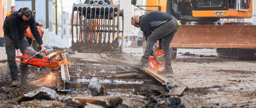 Die Sanierung der Franz-Mehring-Straße ist eine der aufwändigsten Baumaßnahmen, die im März in Schwerin beginnen. Bauherr als treuhändischer Sanierungsträger der Stadt ist die LGE.