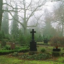 Schwerin-Alter-Friedhof-Graeber c maxpress content 5