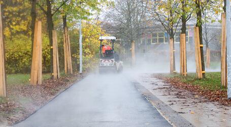 Ein gutes Vierteljahr zogen Baumaschinen quer durch Lankow – Erde wurde ausgehoben, es wurde gepflastert und neue schöne Wege wurden hergestellt. Nun ist das Projekt des SDS fast fertig.