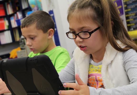 Nach dem Ende der Winterferien können an den Schweriner Schulen bis zu 1000 iPads für den Distanzunterricht bereitgestellt werden