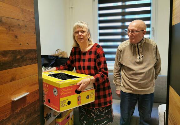 „Von jetzt auf gleich hatte der ganze Raum Feuer gefangen“, sagt Doris Witt (Foto, l.) |Foto: maxpress, Witt