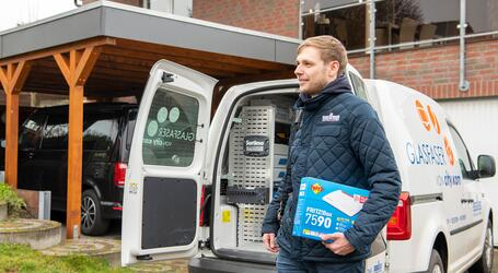 Umfassender Anschlussservice bei den Stadtwerken ohne Zusatzkosten: Der Techniker geht erst, wenn das Internet auf allen Geräten läuft.