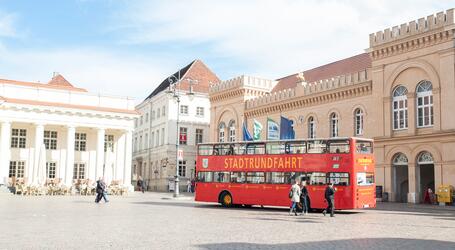 Schwerin-Ticket bringt finanzielle Vorteile in Kultur-, Sport- und Freizeiteinrichtungen, bei Stadtrundfahrten und -gängen