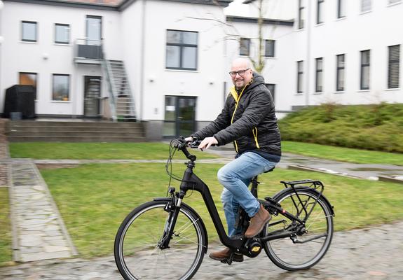 Redakteur Steffen Holz nutzt das E-Bike bei seinen Touren beinahe täglich