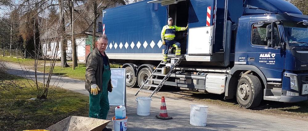 Aktuell ist das Schadstoffmobil noch im Landkreis Ludwigslust-Parchim unterwegs. Dort werden die Vorgaben des Infektionsschutzes bereits umgesetzt