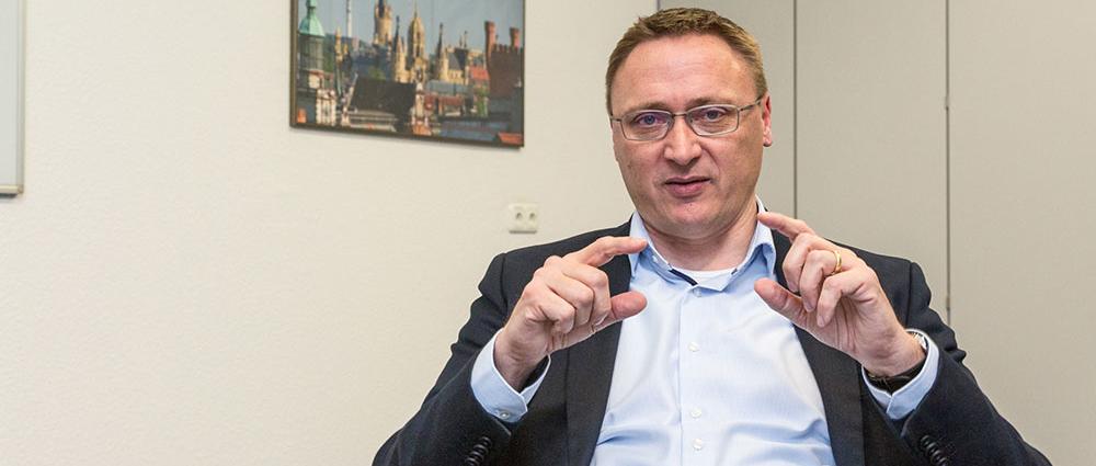 Als ehemaliger SAS-Geschäftsführer und heutiges Aufsichtsratsmitglied behält Matthias ­Hartung vor allem die wirtschaftlichen Kennzahlen im Blick