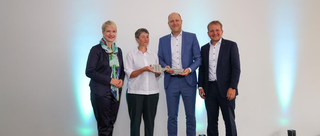 Die neue Förderschule „Albert Schweitzer“ in der Lise-Meitner-Straße konnte nach den großen Sommerferien bereits von den 140 Schülerinnen und Schülern in Besitz genommen werden