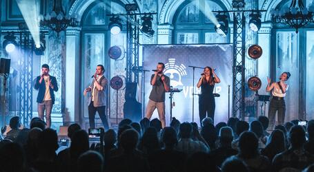 „Musik & Texte zum Advent“ in der Schelfkirche