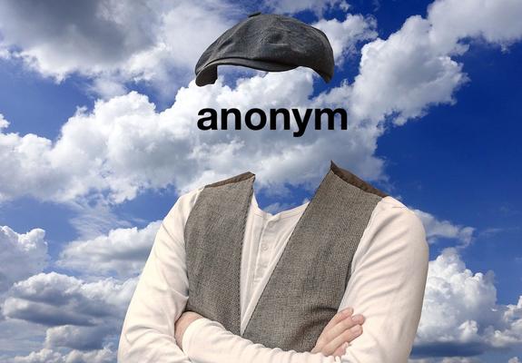 Anonyme Spender haben 1000 Schutzmasken für die Schweriner genäht