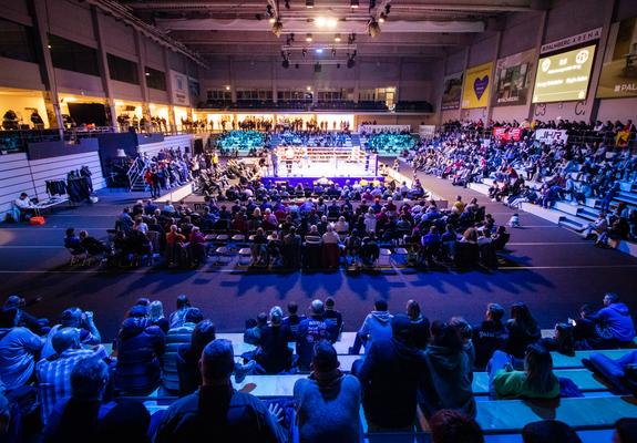 Die 100. Deutsche Boxmeisterschaft soll in Schwerin ausgetragen werden - Bundesliga Boxen schon heute, am 3. Juni in der Stadt