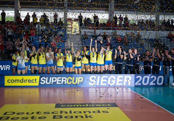 Mit dem 8. DVV-Pokaltriumph am 26.02.2023 haben sich die Volleyballerinnen des SSC Palmberg Schwerin zum fünften Mal für die Teilnahme am Supercup der 1. Frauen Volleyball Bundesliga qualifiziert.