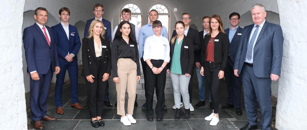 Mit viel Elan und Vorfreude starteten am 1. August elf neue Auszubildende aus der Region ihre Banklehre bei der Sparkasse Mecklenburg-Schwerin.
