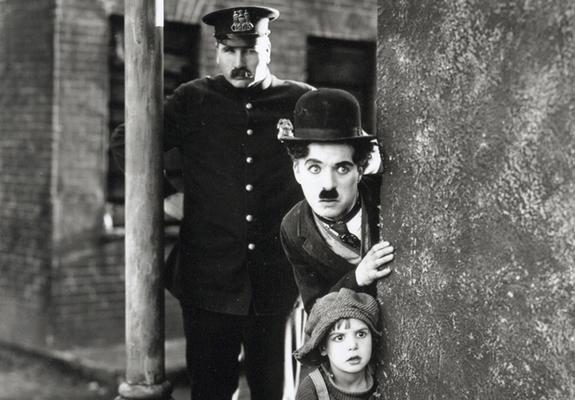 Das Filmkonzert zu Charlie Chaplins Film „The Kid“ ist eines der Programmhighlights beim 32. FILMKUNSTFEST MV, Foto: Roy Export Company S.A.S.
