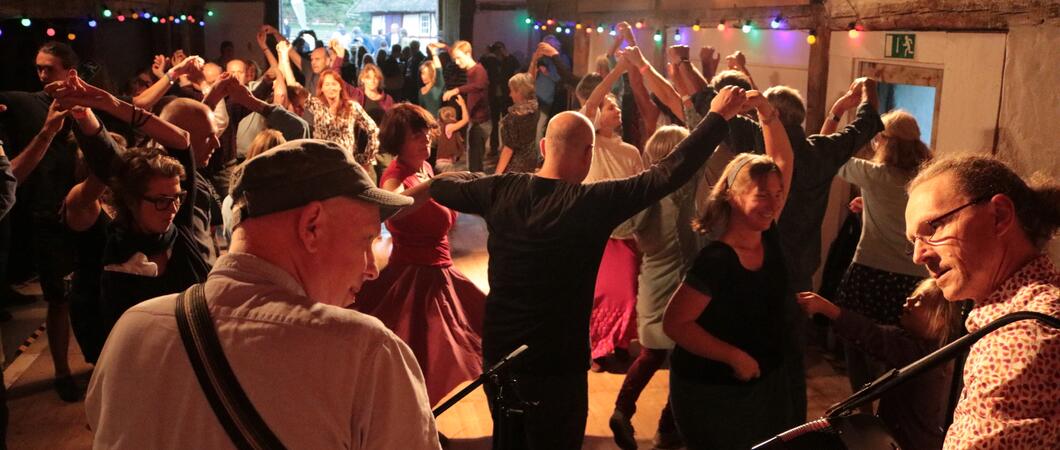 Am 1. Juli heißt es wieder 'Tanzen wie früher' im Freilichtmuseum Mueß, Foto: Fred-Ingo Pahl