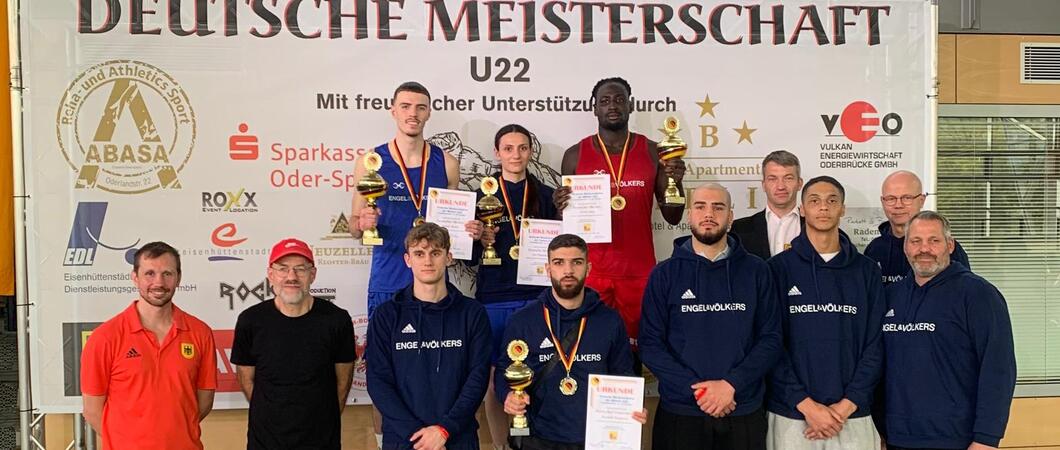 Sieben Teilnehmer schickte Mecklenburg-Vorpommern bei der U22-DM in Eisenhüttenstadt in den Ring. Vier davon gewannen Medaillen, drei sogar Gold.