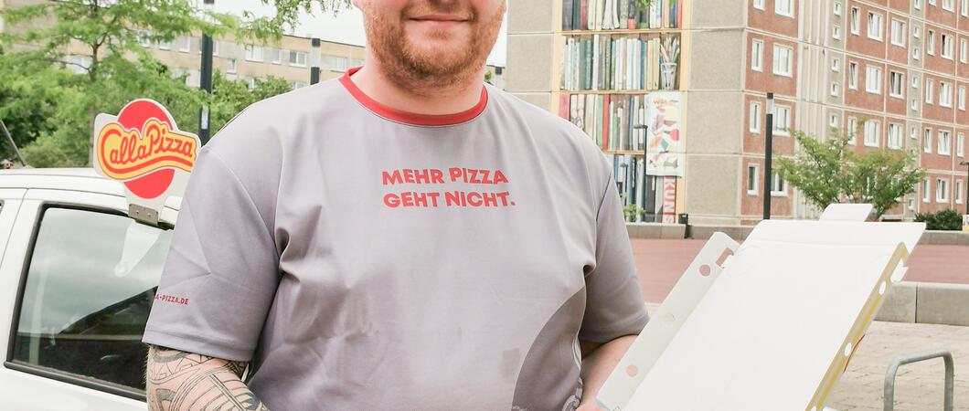 Simon Fries ist mit seiner „Call a Pizza“-Filiale in der Rostocker Straße ansässig