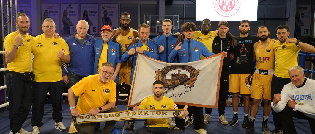 Das war knapp. Die Mannschaft des BC Traktor Schwerin hat den Playoff-Auswärtskampf beim BC Marburg mit 10:11 verloren