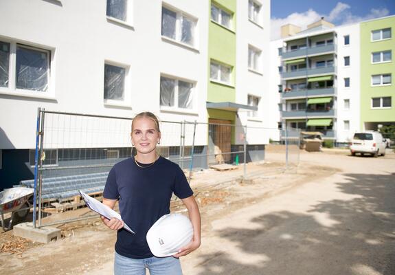 Das BBB Ingenieurbüro bietet nach erfolgreichem Abitur jungen Menschen die Möglichkeit, sich für ein Studium zu orientieren und während des Studiums praktische Erfahrungen in Bauprojekten zu sammeln.